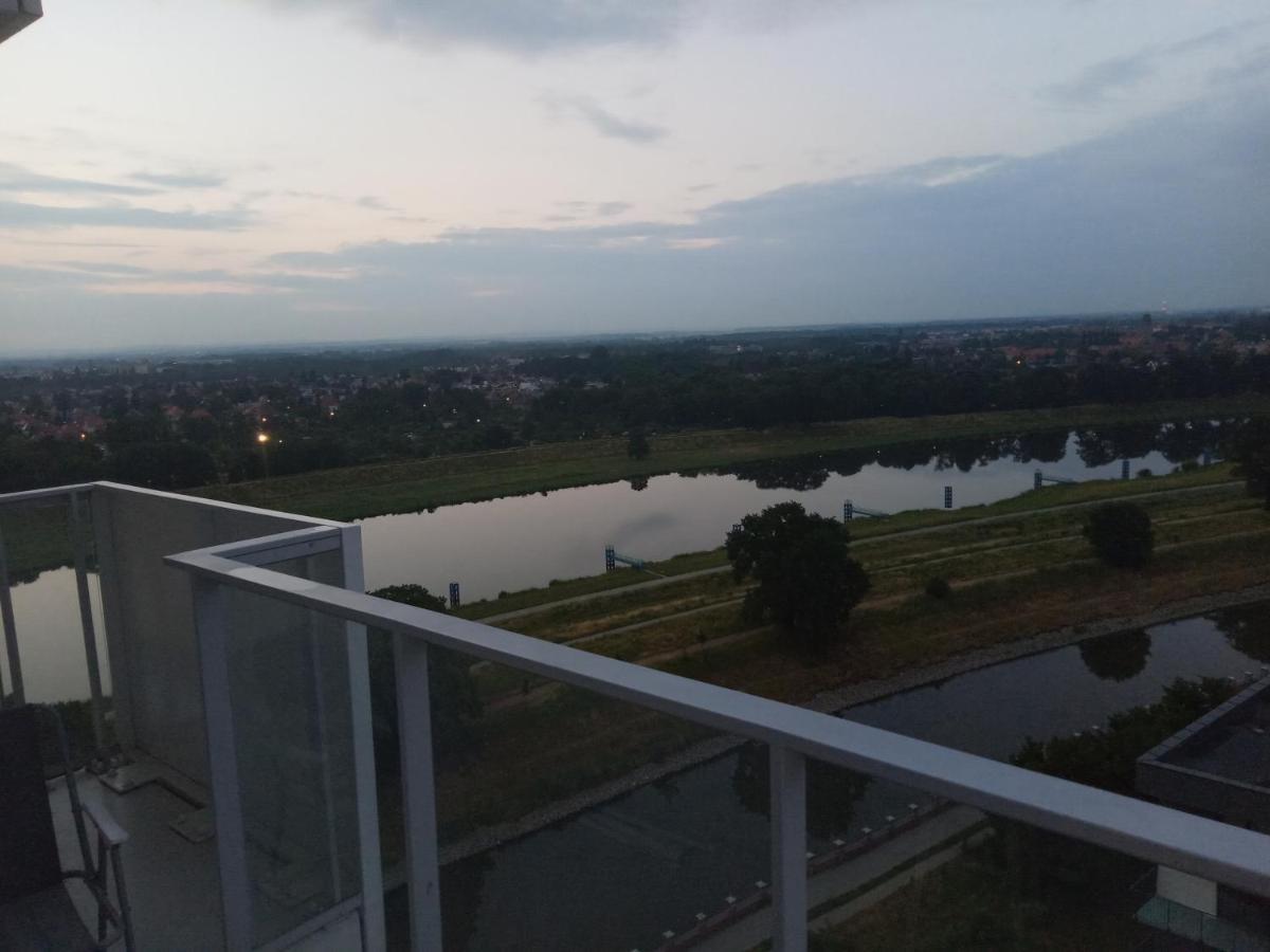 Wroclaw Penthouse Views Odra And City Center Eksteriør bilde